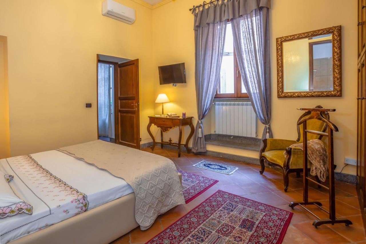 B & B La Fontaine Residenza D'Epoca 비테르보 외부 사진